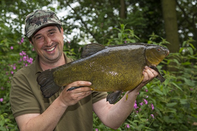 Gary Newman lands his thirtieth double-figure tench!